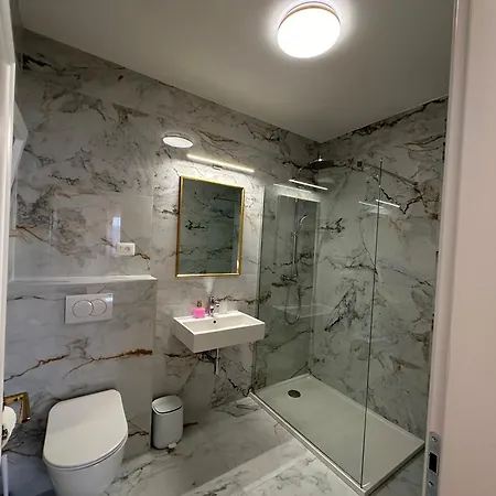 Gostinjska kuća Lupis Loviste