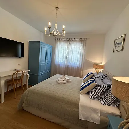 Bed & Breakfast Lupis