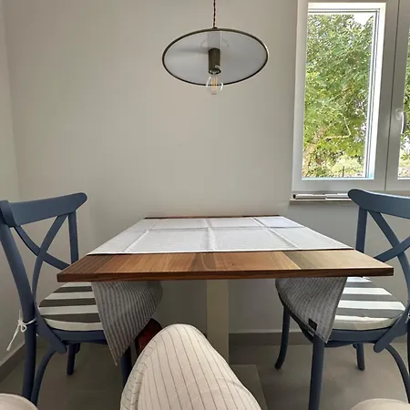 Gostinjska kuća Lupis Loviste